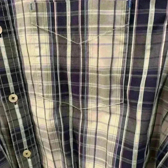 Tommy Bahama Men’s Button Down Plaid Shirt - Picture 6 of 6